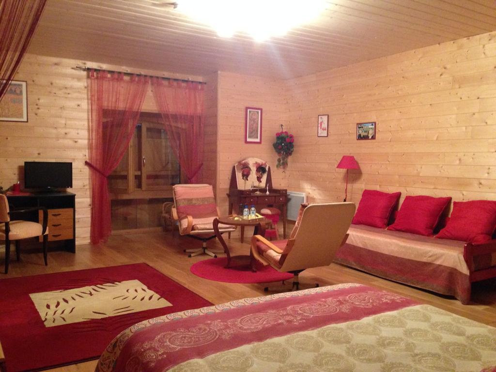 Bed and Breakfast Domaine Du Val De Soux Montgaillard-de-Salies Habitación foto