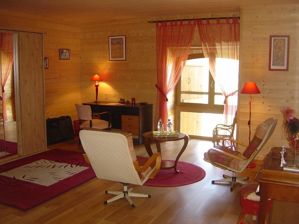 Bed and Breakfast Domaine Du Val De Soux Montgaillard-de-Salies Habitación foto